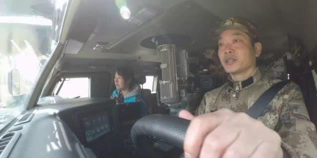 千锤百炼！军用越野车试验项目：崎岖山路和淋雨测验只是入门