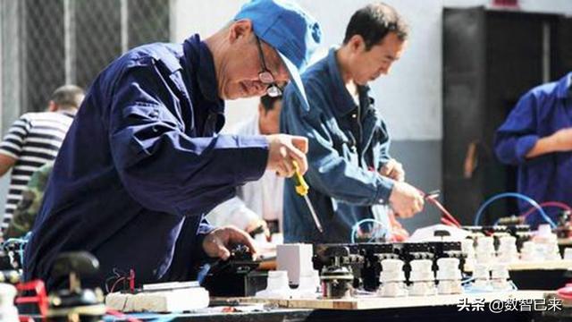 维修电工鉴定模拟50道选择题试题